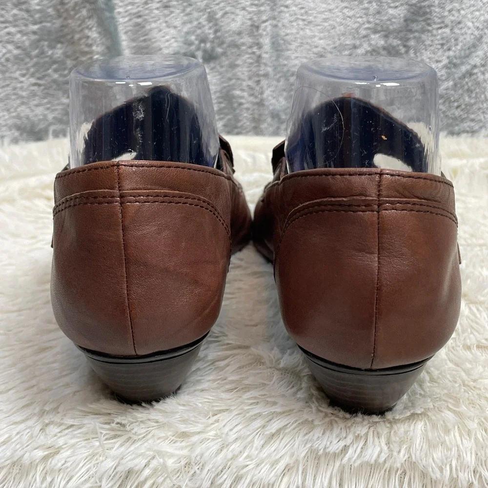Josef Seibel tiny scuff